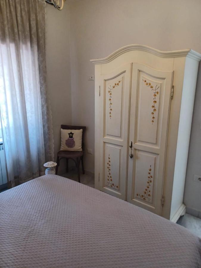 B&B La Corte Delle Vanita Pompei Bagian luar foto